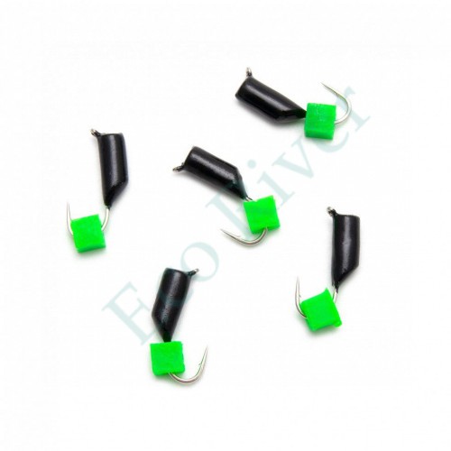 Мормышка безнасад. Яман Гвоздекубик черный, d-3 мм, вес 0,85 г, ядреный кубик зеленый (уп. 5 шт.)