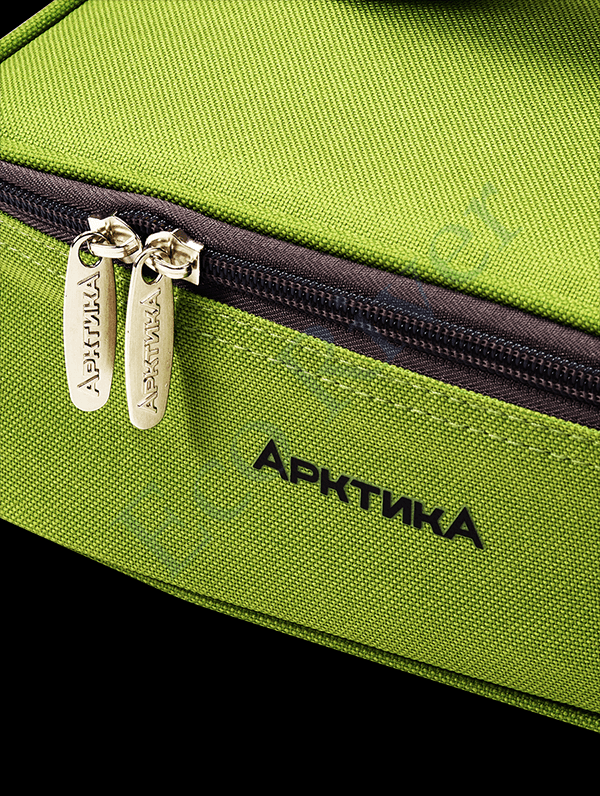 Ланч-сумка Арктика 2л с контейнером и приборами зелен. 020-2000-2