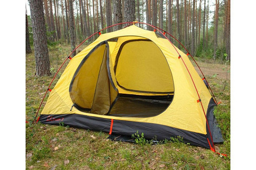 Палатки туристические